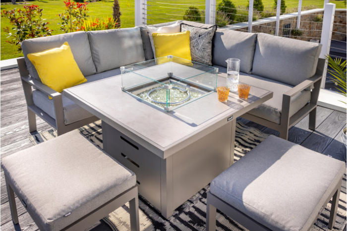 Hartman Rio Square Casual Dining Set with Fire pit Table