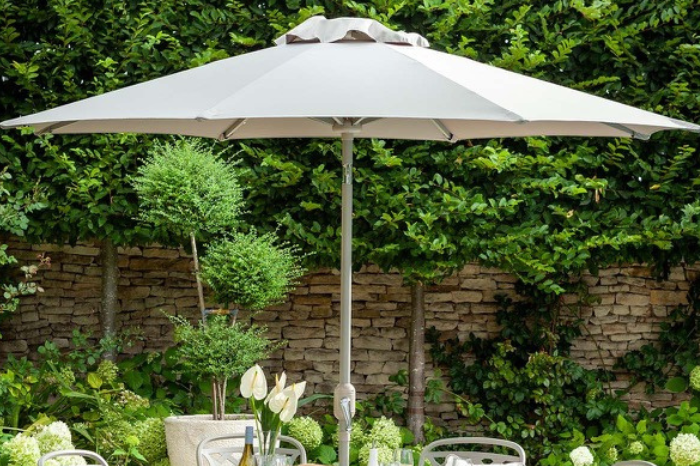 Parasol for Berkeley garden furniture set 