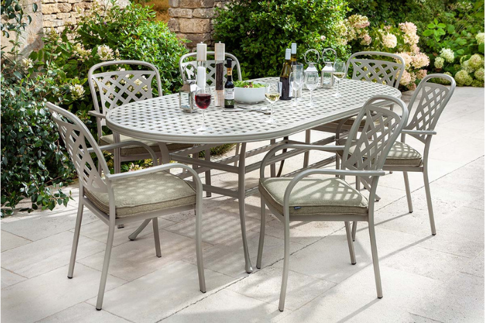 Berkley 6 Seat Dining Set in Maize and Wheatgrass