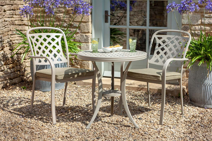 Berkley Bistro Set in Maize and Wheatgrass