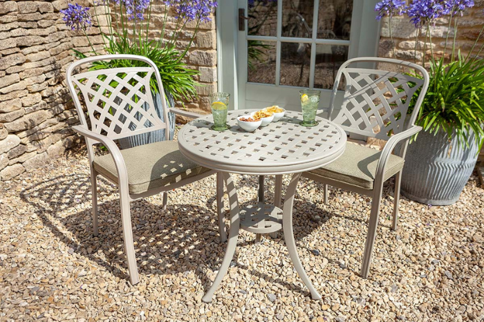 Berkley Bistro Set in Maize and Wheatgrass